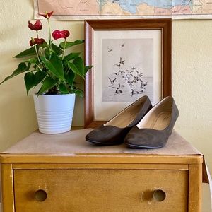 Chinese Laundry Light on Your Feat Wedge in Pine